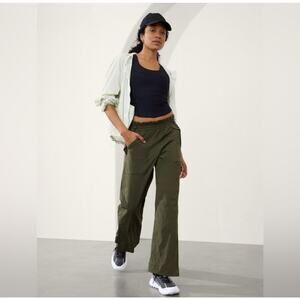 Athleta Trekkie Parachute Pant High Rise- Olive Green, PS NWT